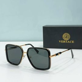 Picture of Versace Sunglasses _SKUfw55113786fw
